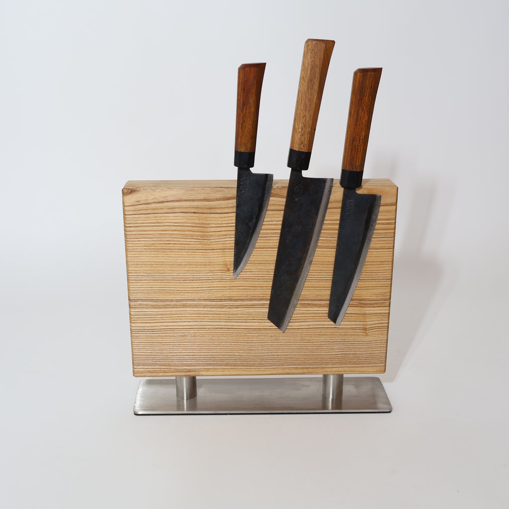 Magnetischer Messerblock Esche „FelsBlick“