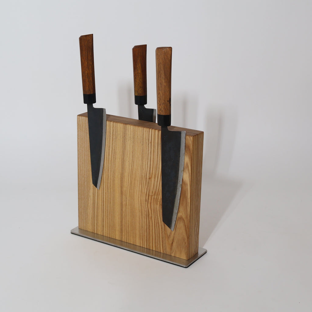 Magnetischer Messerblock Eschenholz „GipfelBlock“