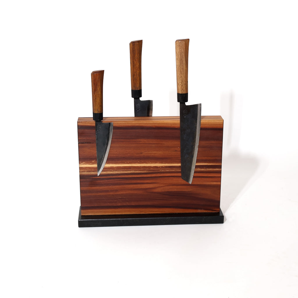 Magnetischer Messerblock aus Zwetschgenholz