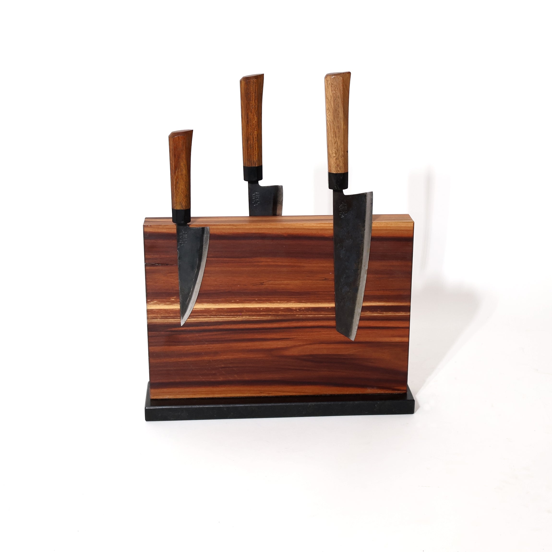 Magnetischer Messerblock aus Zwetschgenholz